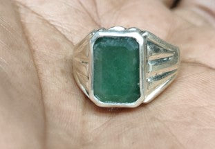 Emerald stone Ring in Silver-0